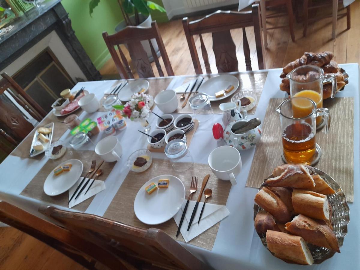 Domaine Du Grand Ormeau Bed & Breakfast Semillac Dış mekan fotoğraf